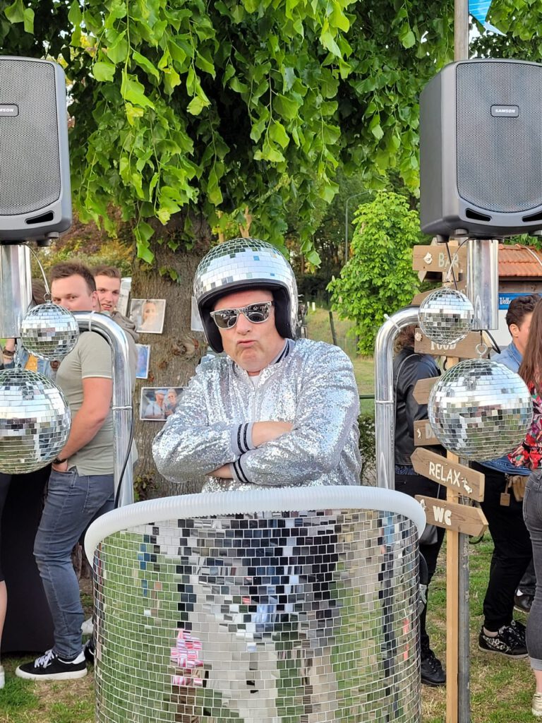 mister disco spiegelbol helm